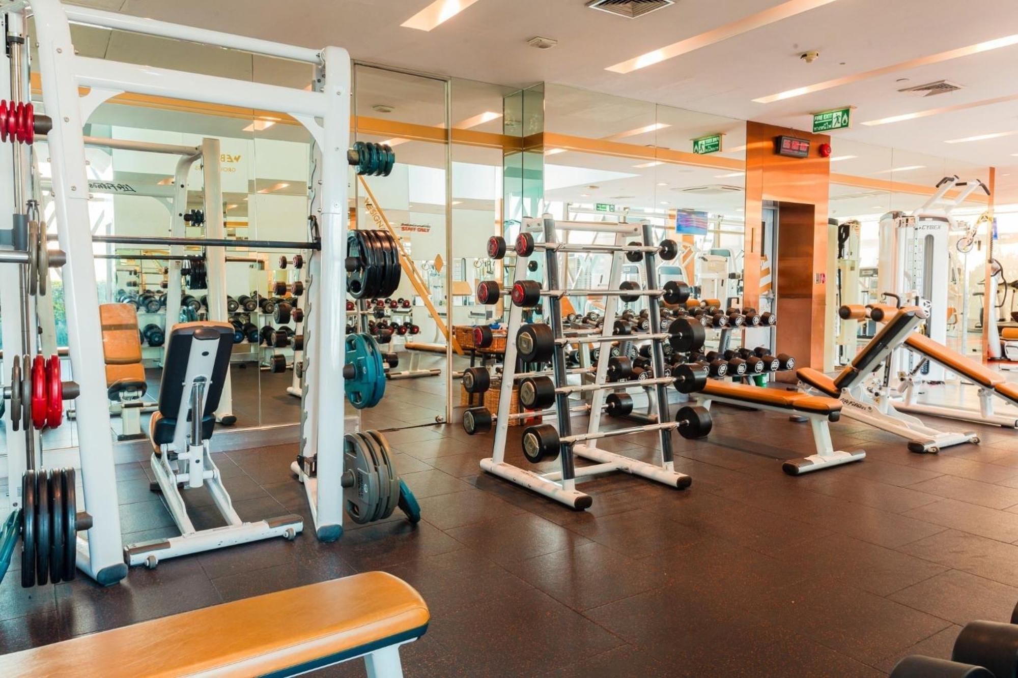 Vie Hotel Bangkok - Mgallery Collection Exterior foto A gym in Dubai