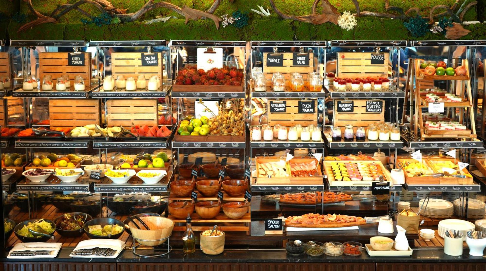 Vie Hotel Bangkok - Mgallery Collection Exterior foto A salad bar